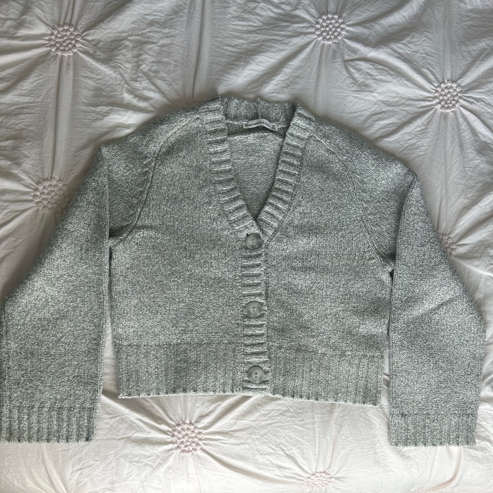 Abercrombie & Fitch Light Gray Women's Cardigan